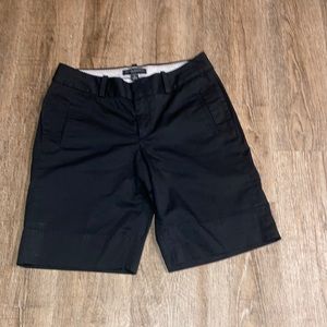 Banana Republic Woman’s black shorts 6